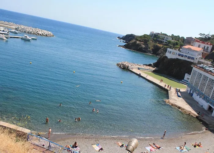 Vue El Farniente 아파트 *